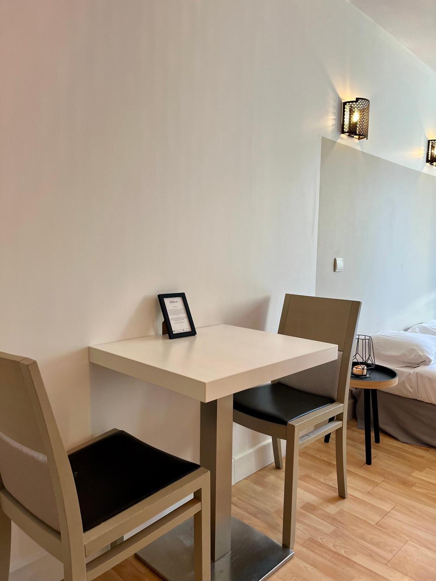 Appartement Chloe Du Lac Montferrat  Esterno foto